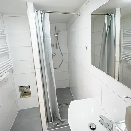 Immostay G#1 - Parken & Wifi, 2 Balkone Und 2 Baeder,4k * Bremen